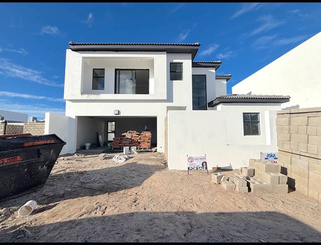 4 BEDROOM HOUSE FOR SALE IN SANDOWN
